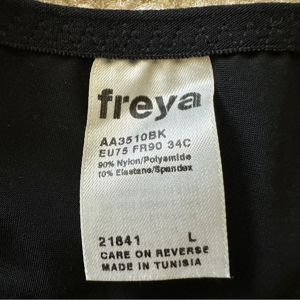 Freya Elegant Black Lace Bra size 34C
